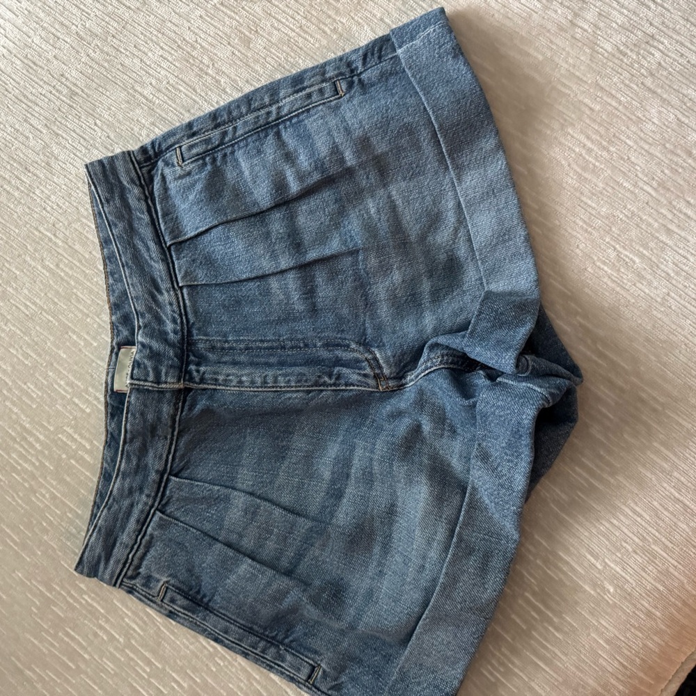 Alice + Olivia Blue Jean Shorts Distressed Denim